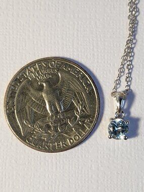 VTG 925 Petite Earth Natural Aquamarine Pendant Necklace 18"